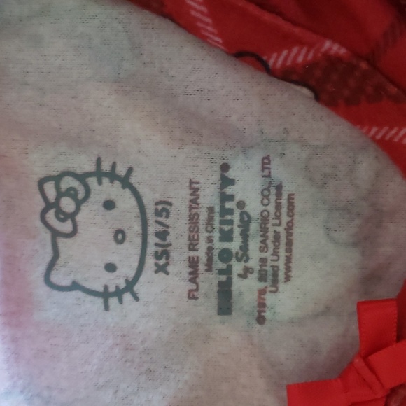 NWT Sanrio girls Hello Kitty Sleepgown - Picture 3 of 3